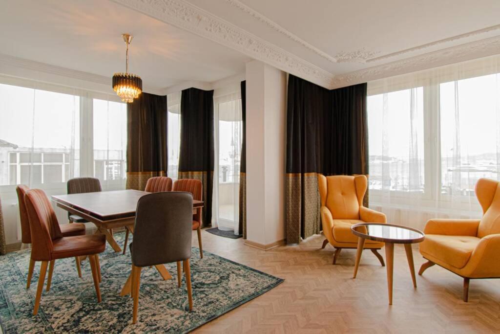 Charming Suite Bosphorus View Istanbul Exteriör bild